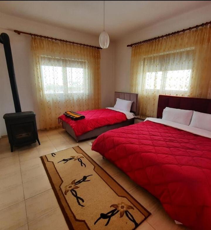 Sun& Relax Home Korce Luaran gambar
